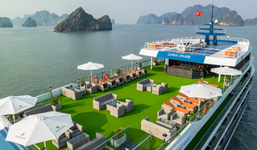 Airy Sundeck for Sightseeing