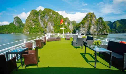 Panoramic view from the Sundeck