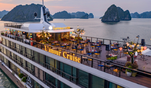 Chill out on the Airy sundeck