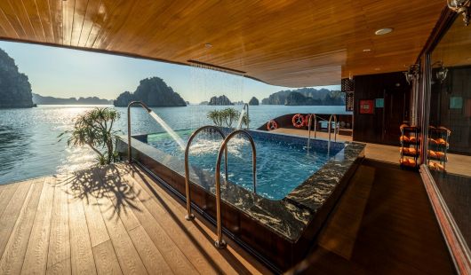 Unwind in the Swimming pool