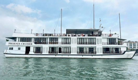 Phoenix Cruise Halong Bay