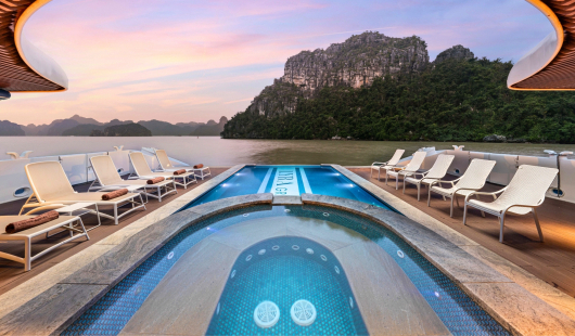 Swimming Pool with breathtaking view