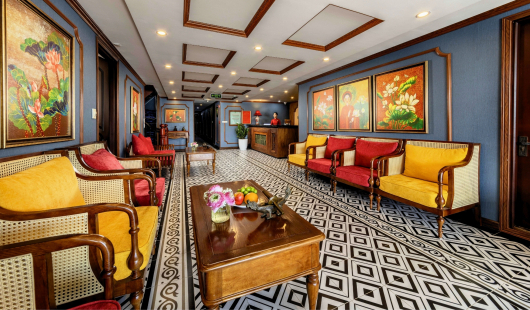 Charming Reception Lounge