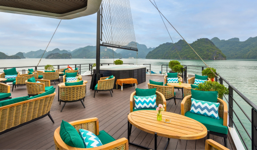 Open Wide Sundeck