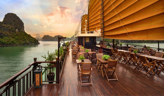 Airy sundeck