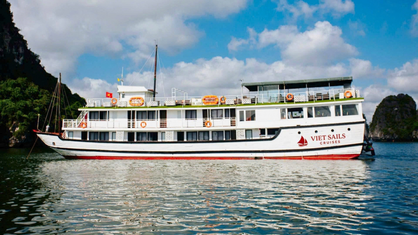 Viet Sails Cruises