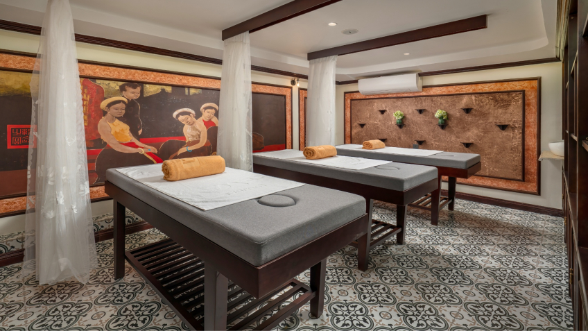 Tranquil Spa Room