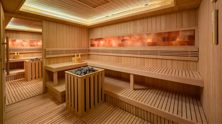Large Sauna Room