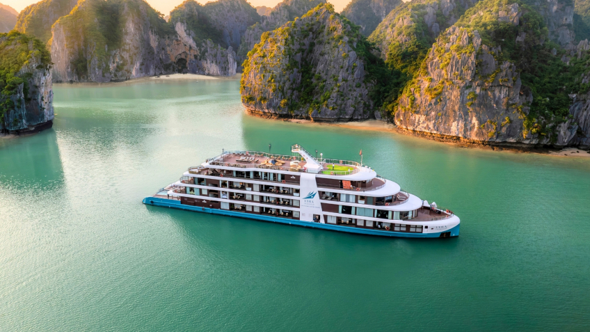 Brand-new luxury cruise to Lan Ha Bay