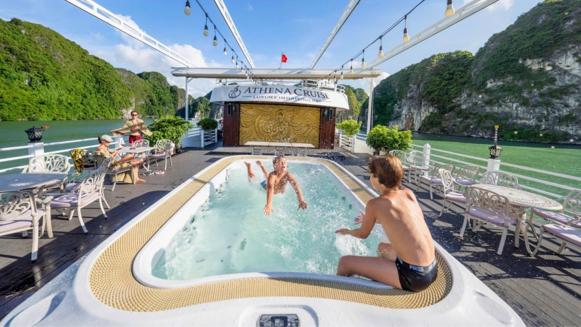 Play in the Jacuzzi