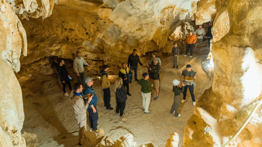 Visit Thien Canh Son Cave