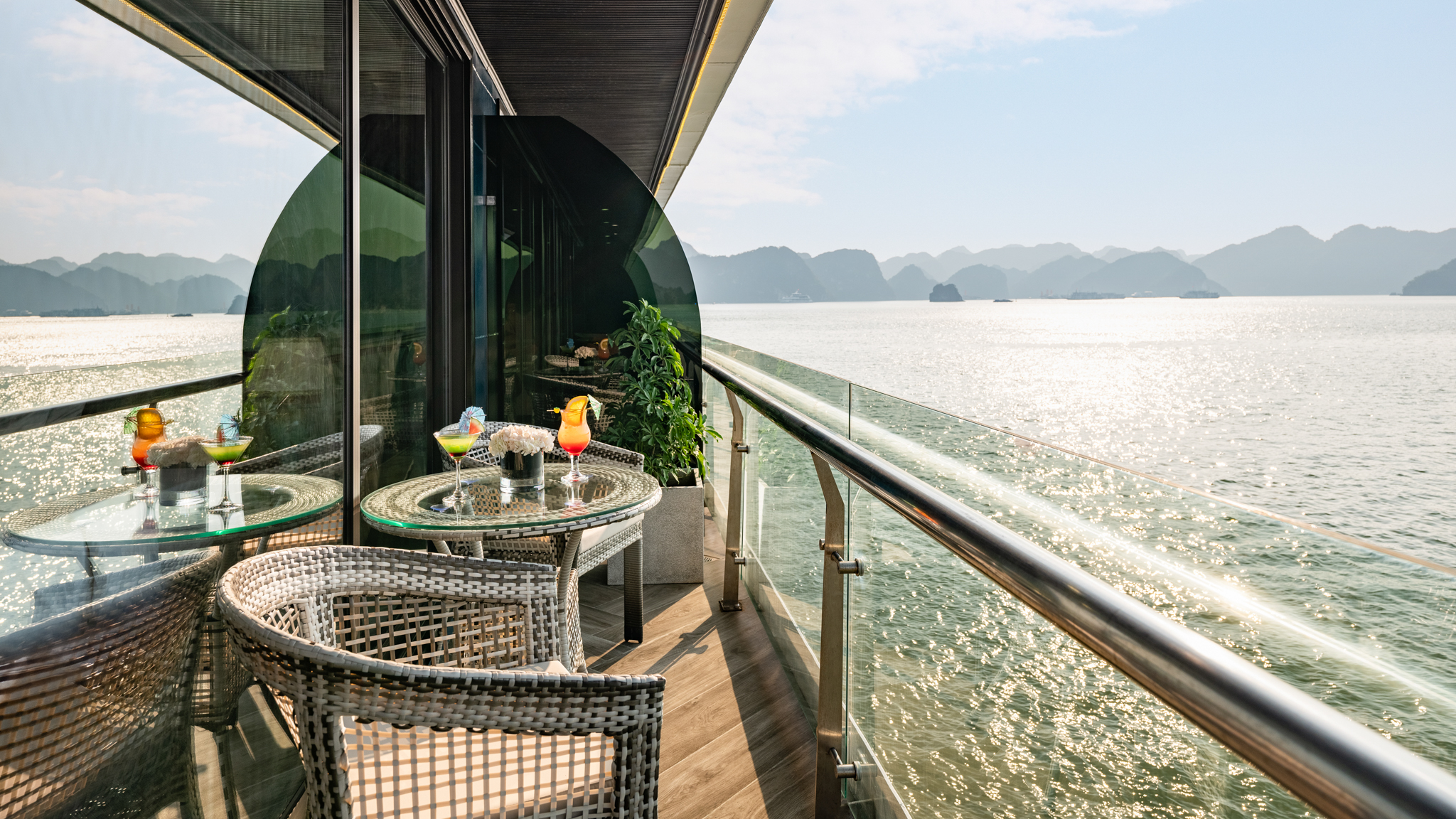 Sunny Private Balcony