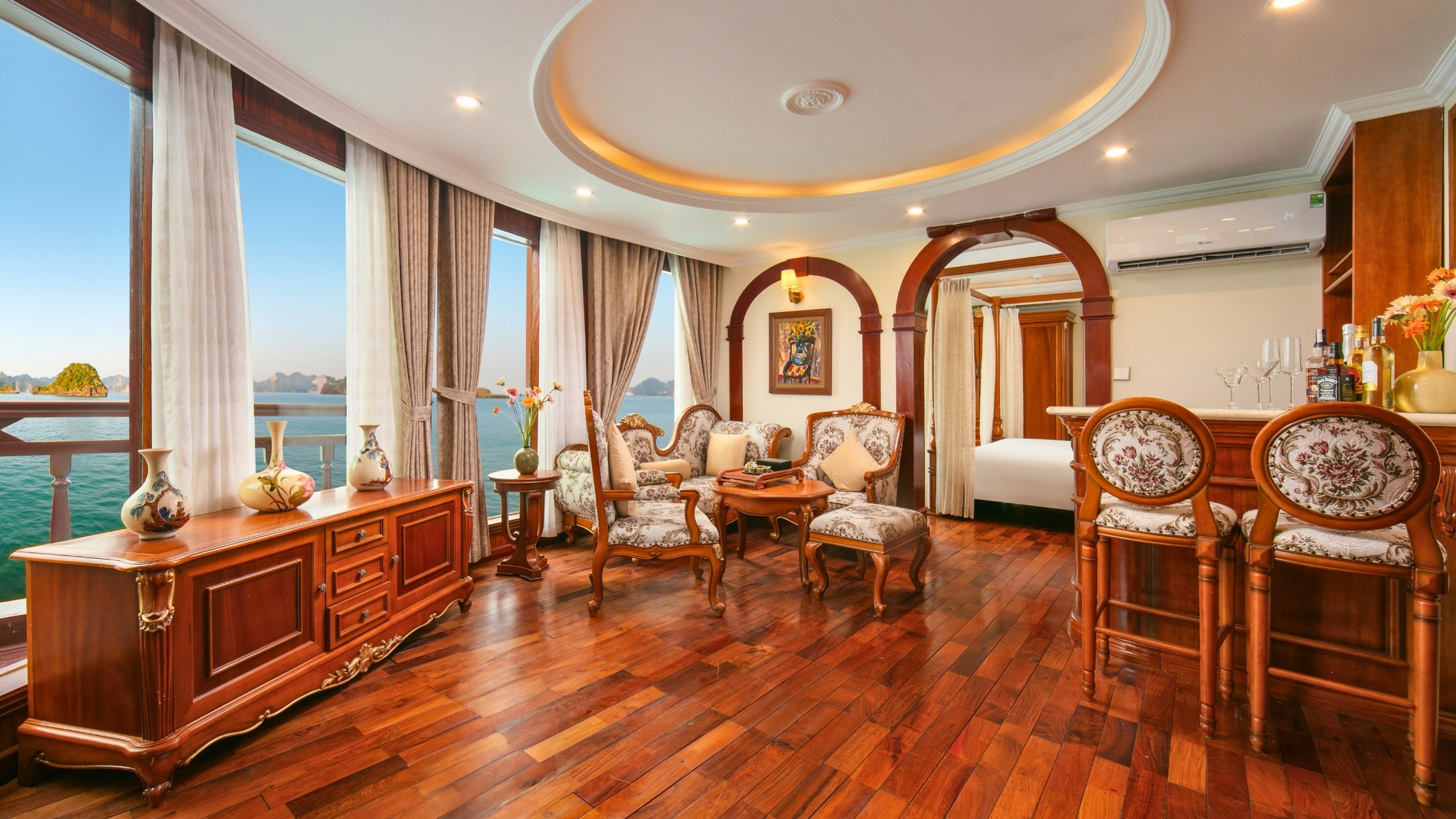 Broad Living Room