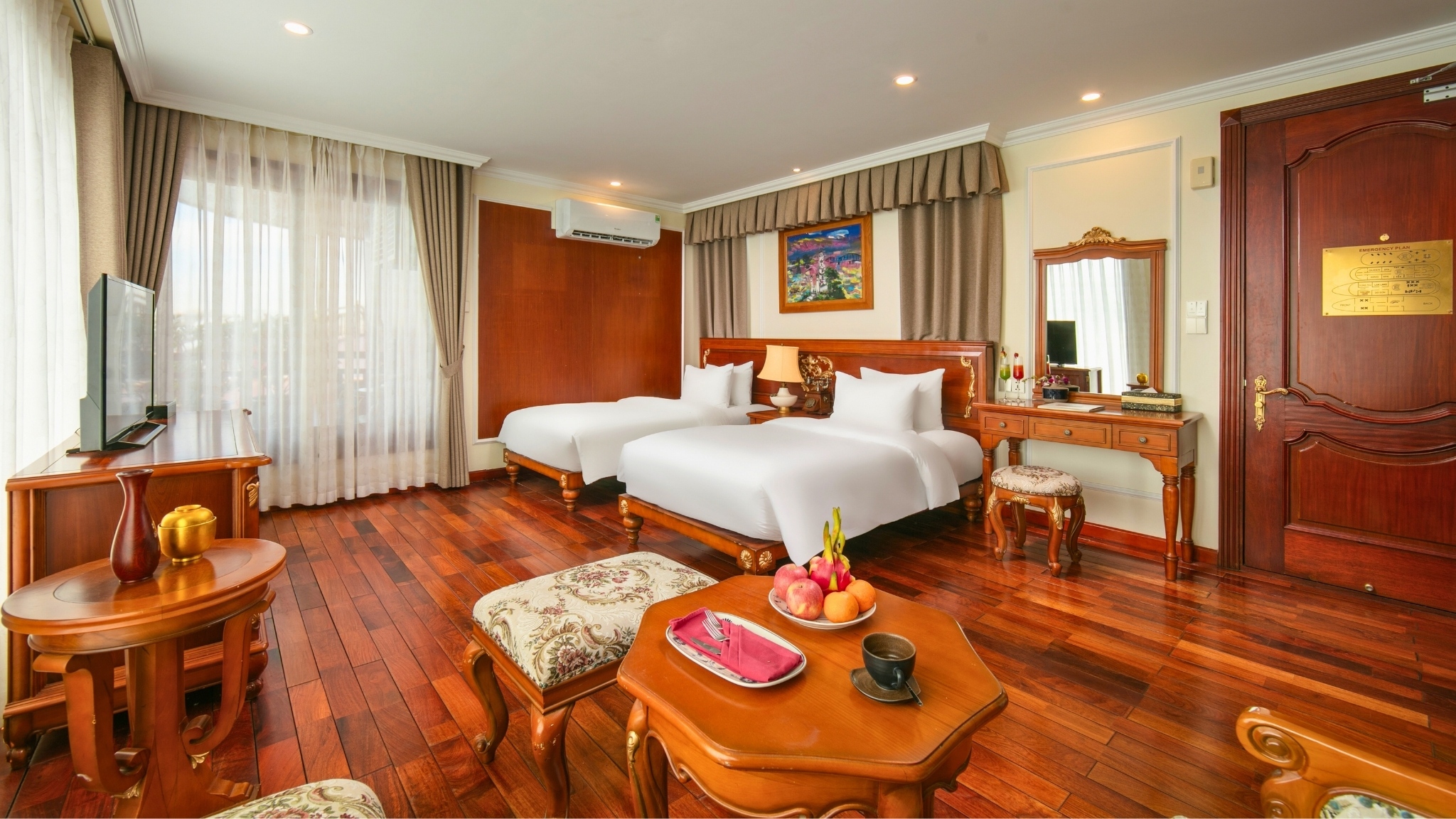 Charming Styling & Decorations