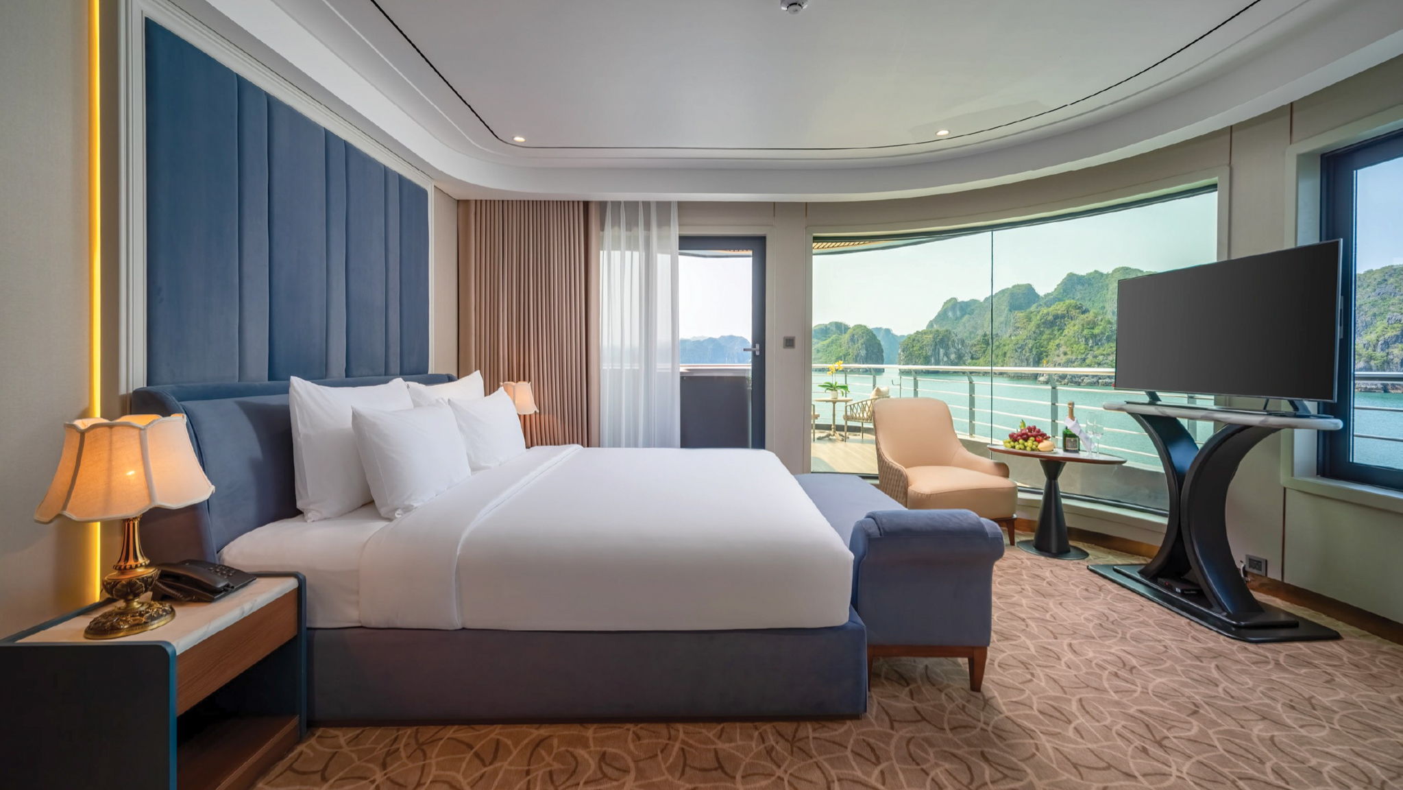 Large & Comfy room
