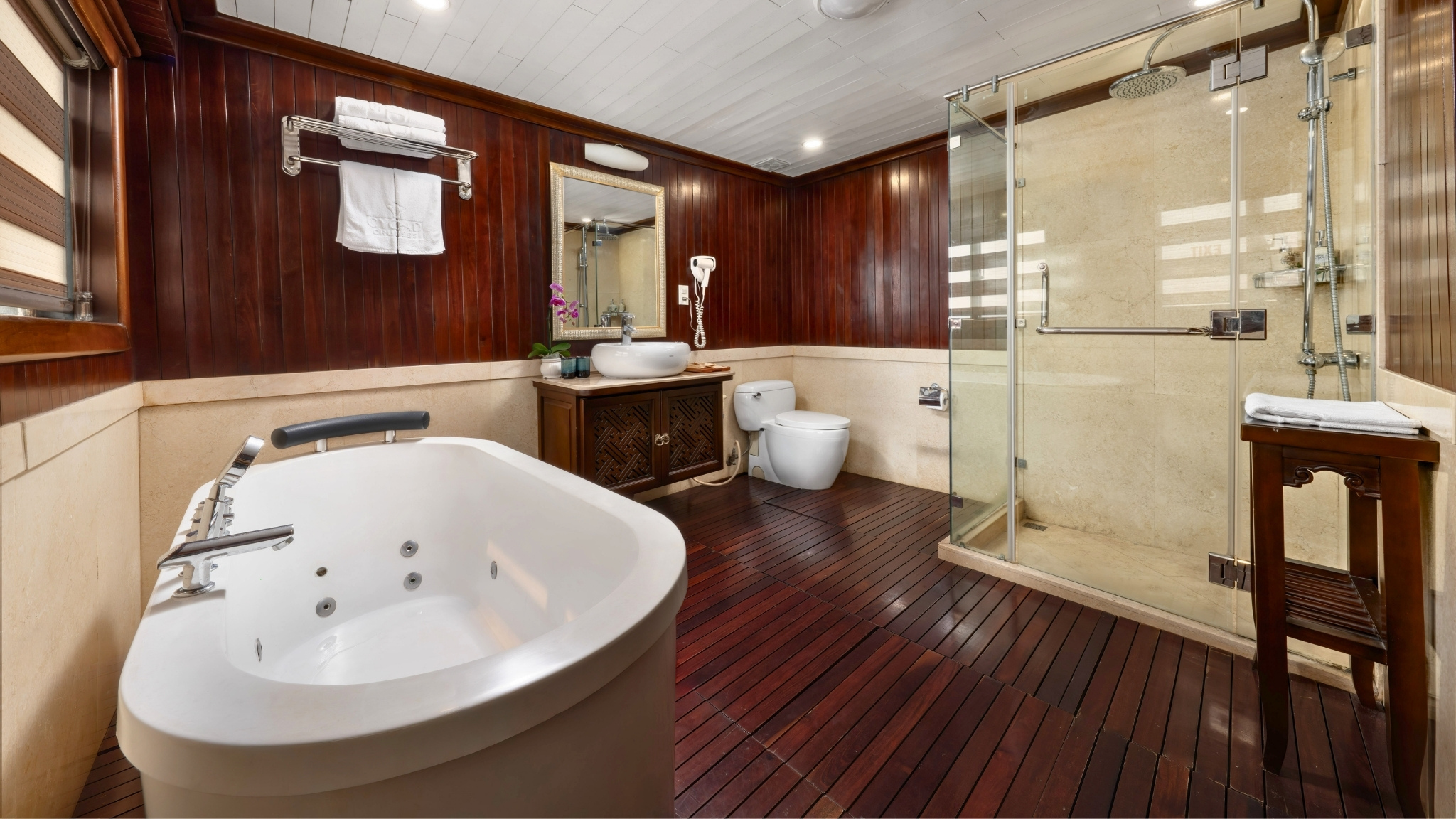 Large Bathroom