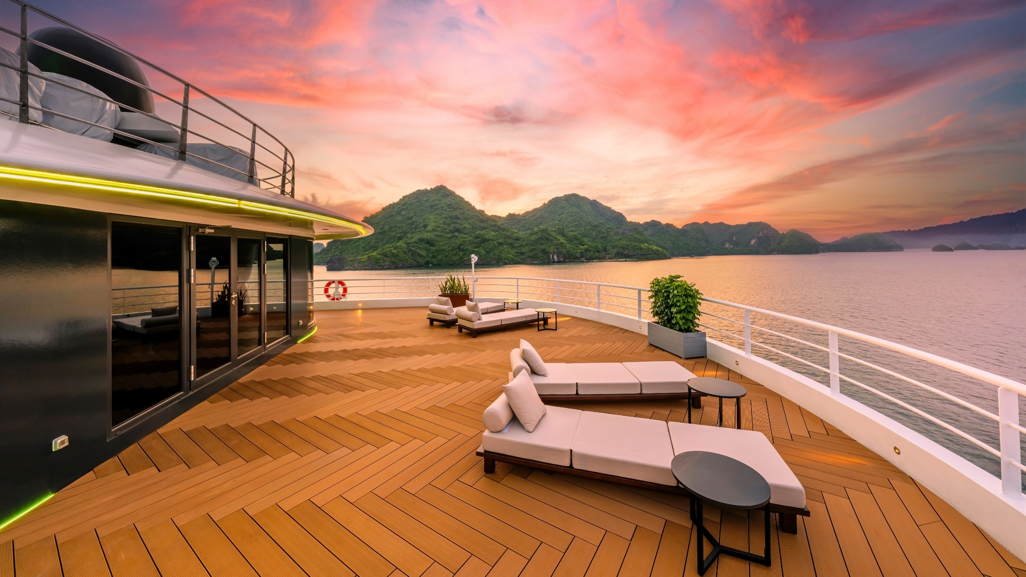 Large Terrace for Relaxation
