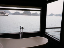 Bathtub