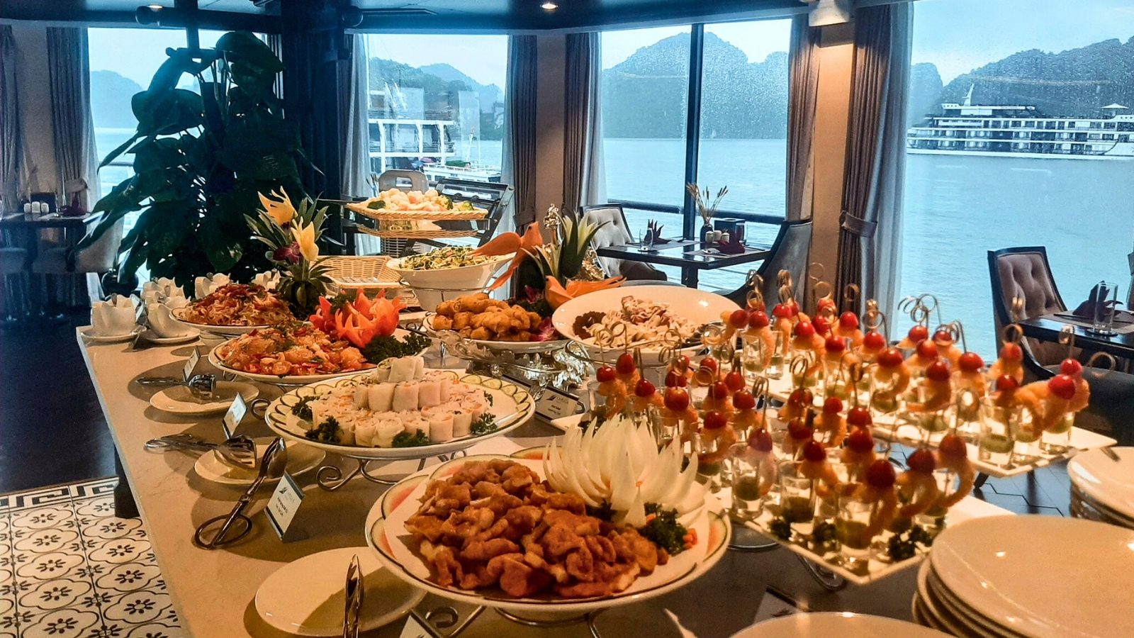 Luxury cruise