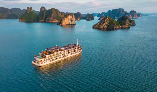 Indochine Premium Cruise 3 days 2 nights Indochine Premium Cruise 3 days 2 nights Halong Bay